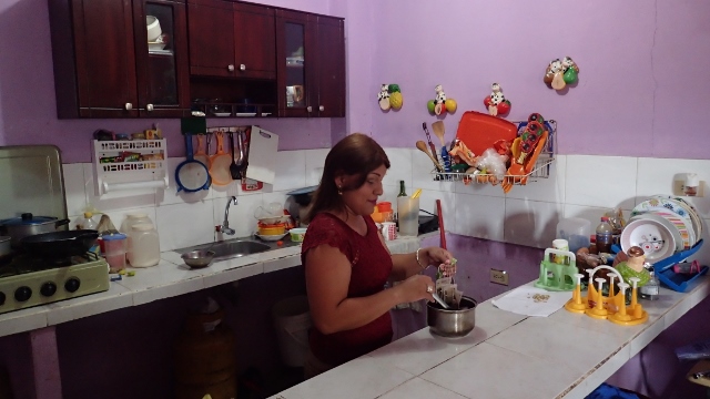 Bei Santos zu Hause, Carolina